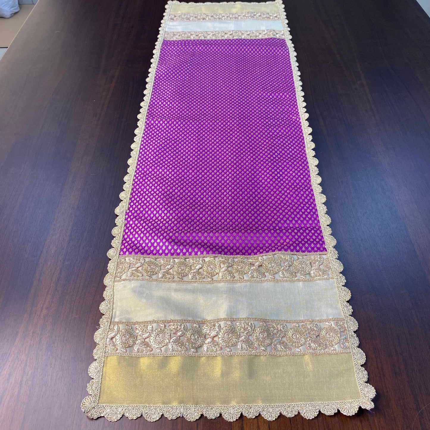 KR-1 Table Runner
