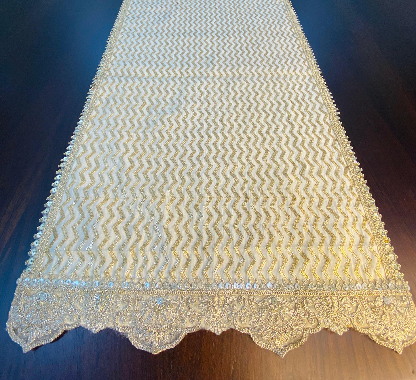 KR-11 Table Runner