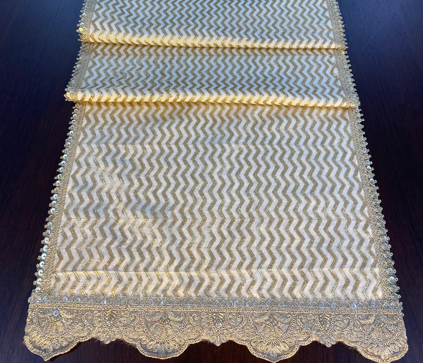 KR-11 Table Runner