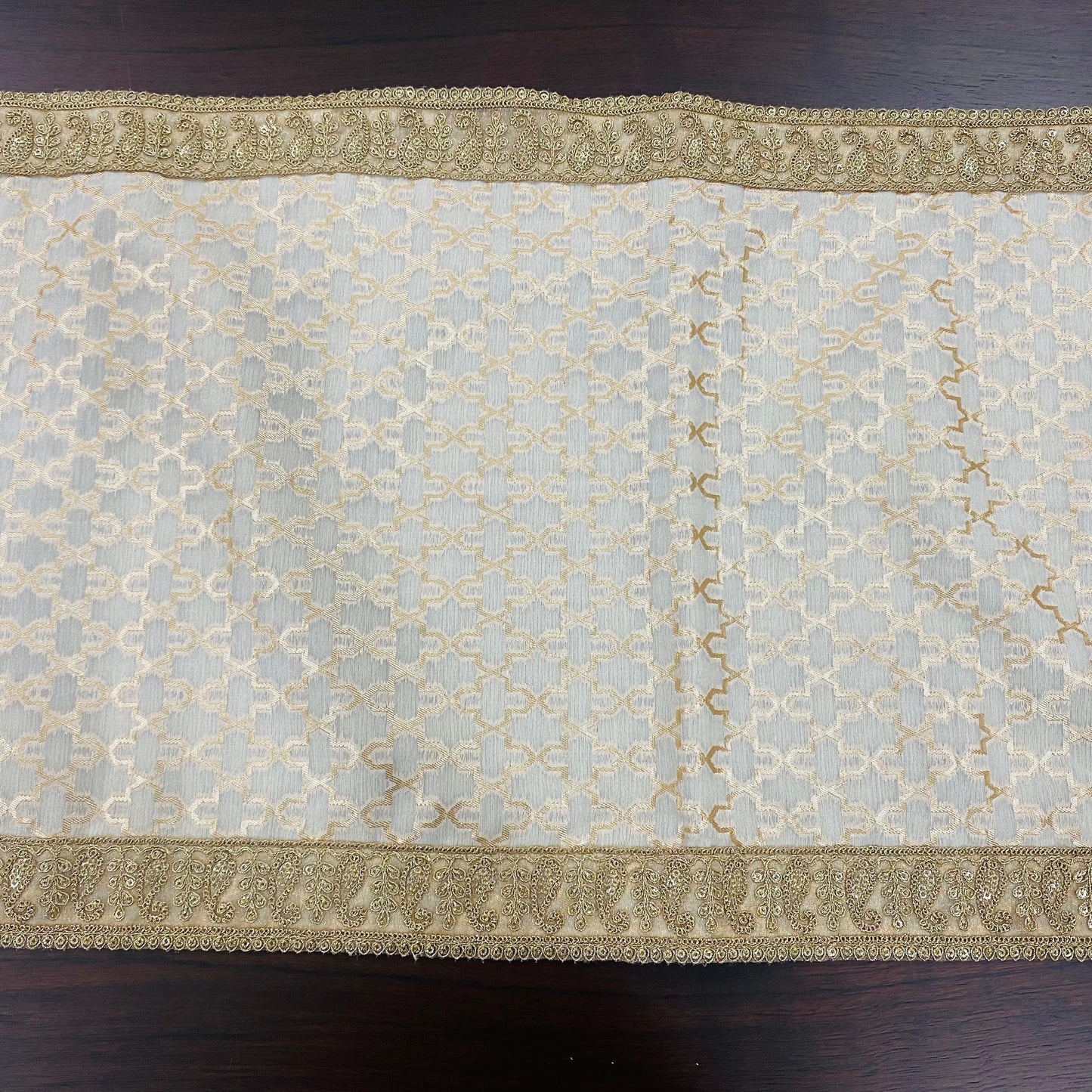 KR - 13 Table Runner