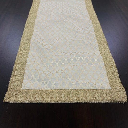 KR - 13 Table Runner