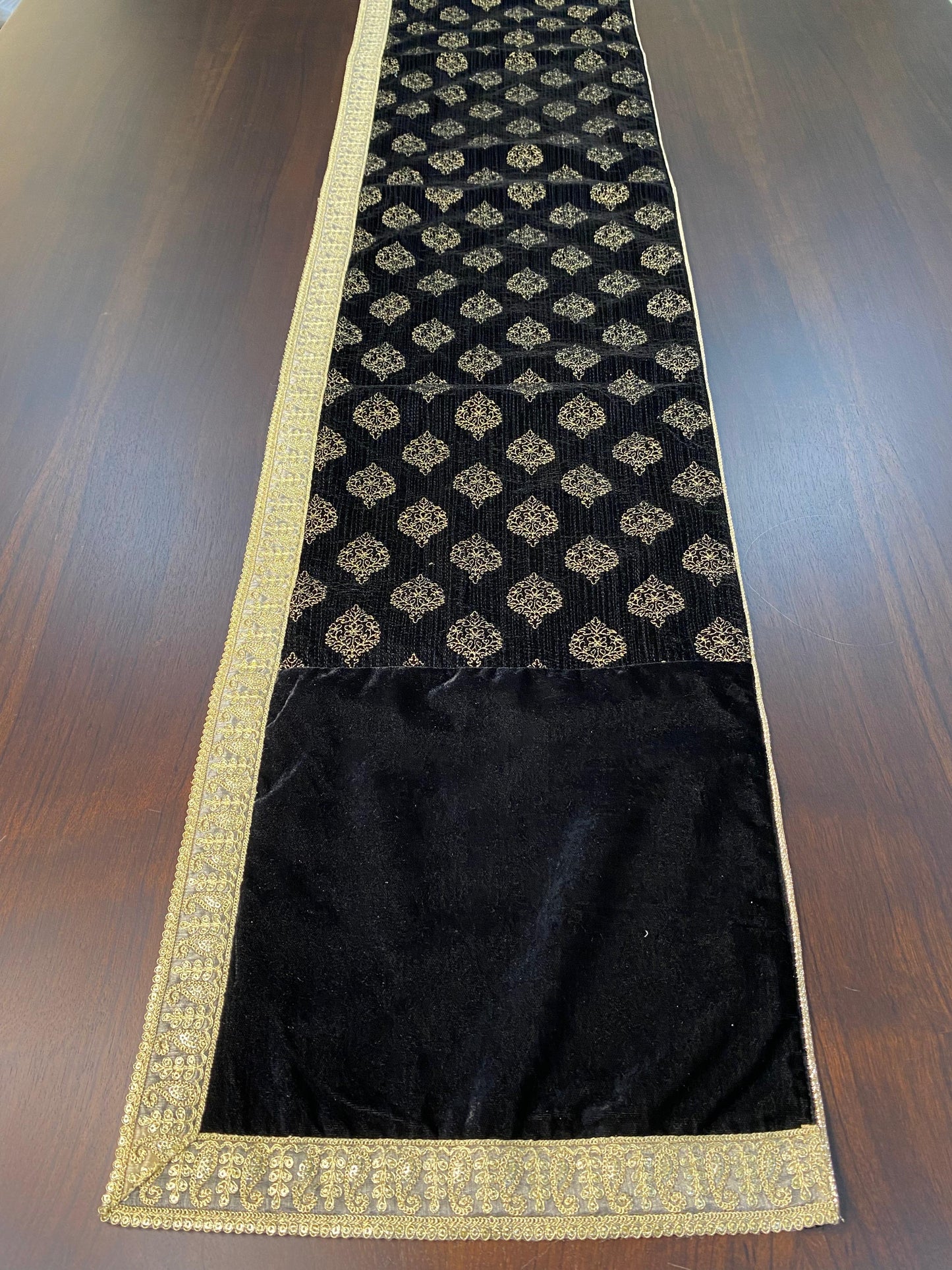 KR-3 Table Runner